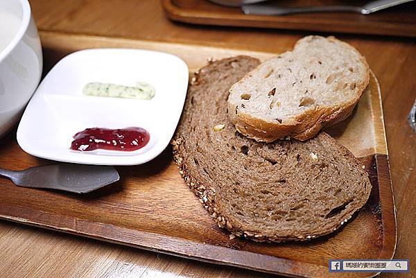 南京復興德國餐廳【舒曼六號餐館Schumann's Bistro No. 6】南德傳統德國豬腳/南京復興異國料理/南京復興早午餐