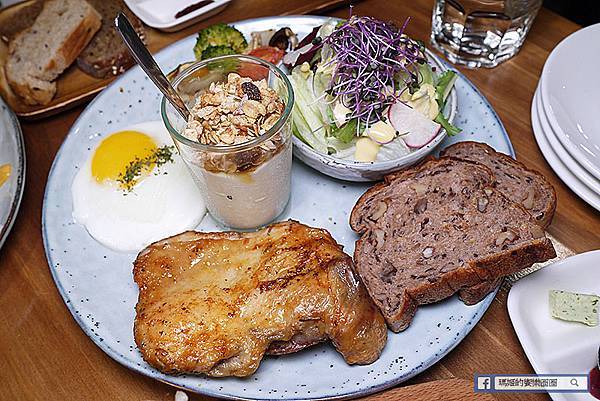 南京復興德國餐廳【舒曼六號餐館Schumann's Bistro No. 6】南德傳統德國豬腳/南京復興異國料理/南京復興早午餐