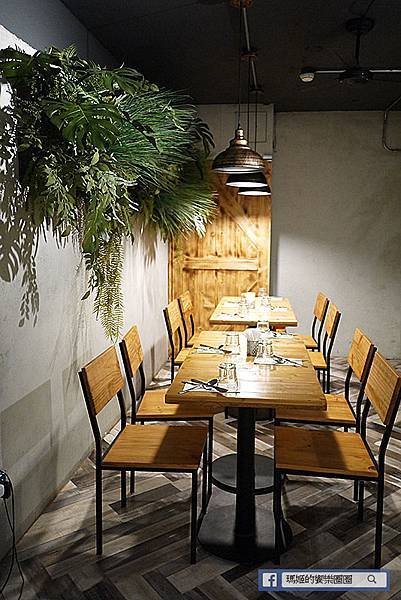 南京復興德國餐廳【舒曼六號餐館Schumann's Bistro No. 6】南德傳統德國豬腳/南京復興異國料理/南京復興早午餐