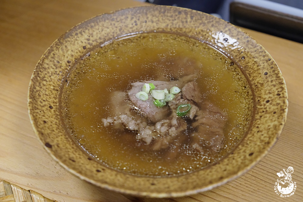 台中咖哩︳小陳故事多：馬來西亞彭于晏的家傳咖哩飯 - 金大佛的奪門而出家網誌