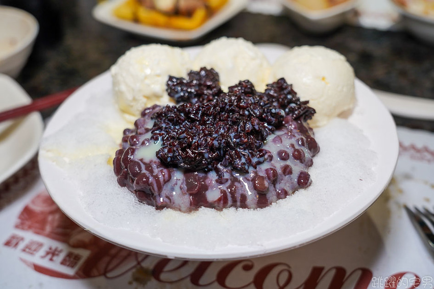 花蓮最新吃到飽! 林澤記麻辣火鍋推出中午自助餐吃到飽只要330元 螃蟹、鮮蝦 豬腳 連牛肉麵都可以無限點 招牌甜點 招牌甜點不吃會後悔 早餐也有吃到飽喔!