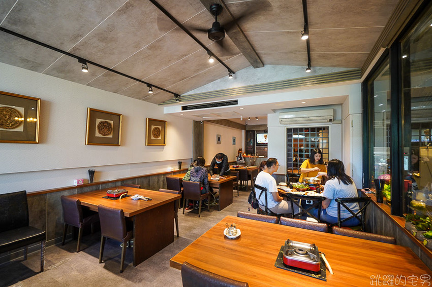 花蓮最新吃到飽! 林澤記麻辣火鍋推出中午自助餐吃到飽只要330元 螃蟹、鮮蝦 豬腳 連牛肉麵都可以無限點 招牌甜點 招牌甜點不吃會後悔 早餐也有吃到飽喔!