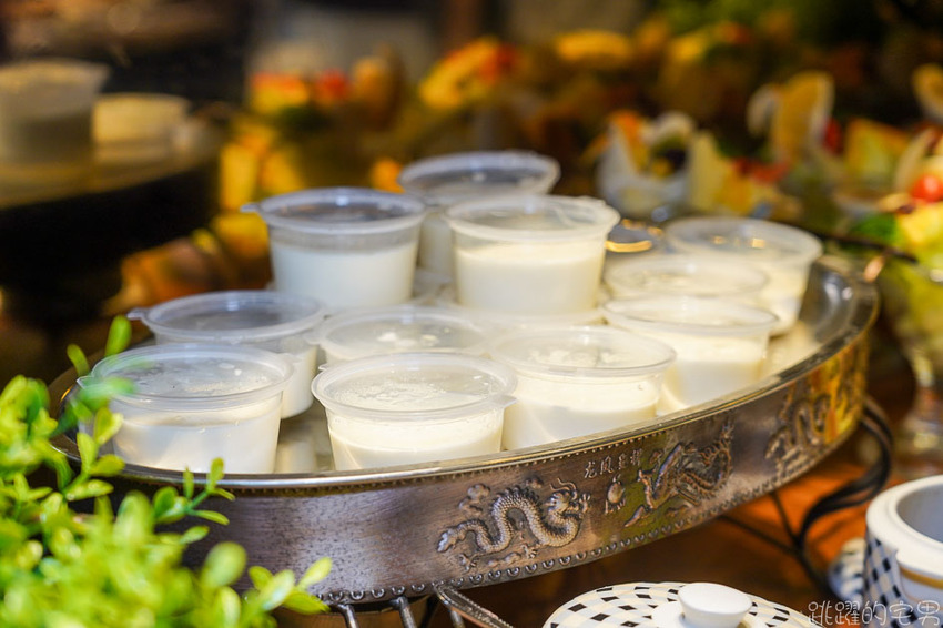 花蓮最新吃到飽! 林澤記麻辣火鍋推出中午自助餐吃到飽只要330元 螃蟹、鮮蝦 豬腳 連牛肉麵都可以無限點 招牌甜點 招牌甜點不吃會後悔 早餐也有吃到飽喔!