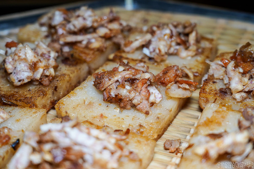 花蓮最新吃到飽! 林澤記麻辣火鍋推出中午自助餐吃到飽只要330元 螃蟹、鮮蝦 豬腳 連牛肉麵都可以無限點 招牌甜點 招牌甜點不吃會後悔 早餐也有吃到飽喔!