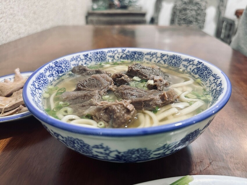 LINE_ALBUM_苗栗大鼎夏荷_231031_14.jpg LINE_ALBUM_苗栗大鼎夏荷_231031_14.jpg