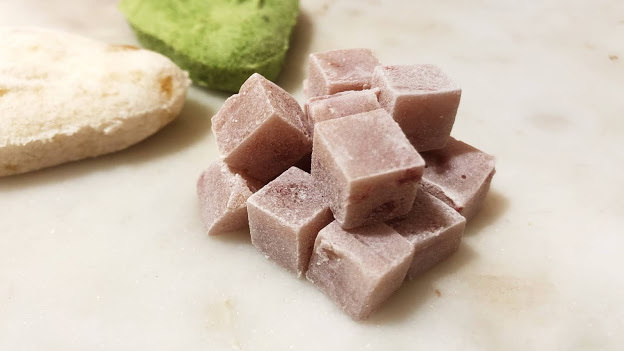 新北新莊 老日香百年老店,日本朋友超愛,口味造型創新,好吃好看的台灣伴手禮