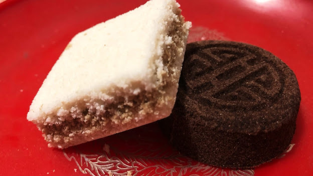 新北新莊 老日香百年老店,日本朋友超愛,口味造型創新,好吃好看的台灣伴手禮