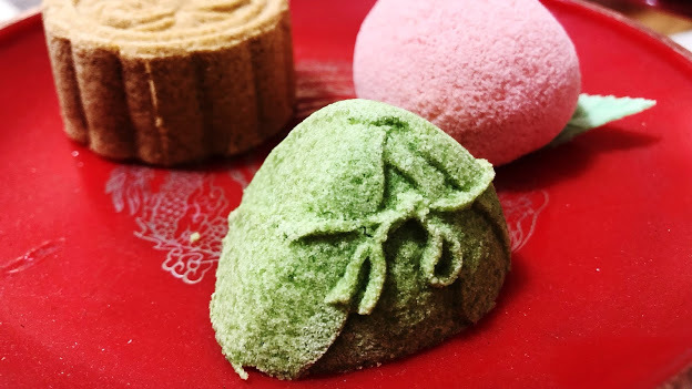 新北新莊 老日香百年老店,日本朋友超愛,口味造型創新,好吃好看的台灣伴手禮