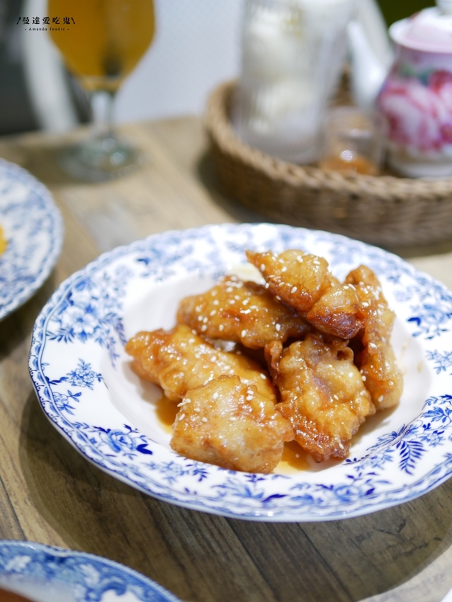 美翻天！女孩們最愛的質感森林系餐廳是它『JAI 宅』兼具視覺和味覺的澎湃饗宴，爆炸蛤蠣麵點起來！新竹美食｜巨城美食｜新竹義大利麵 - 曼達愛吃鬼