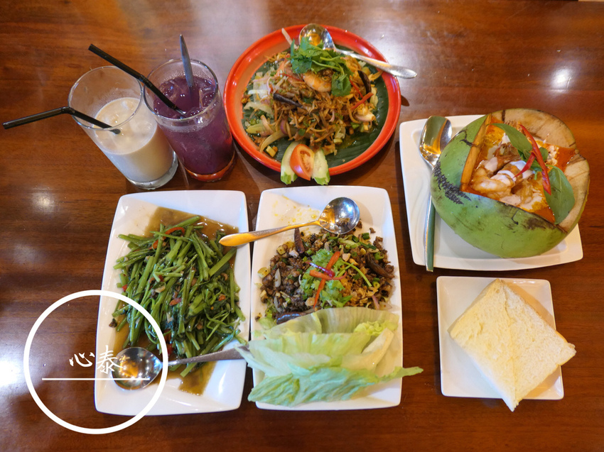 FOOD×AD｜台北信義—阮小越越南料理｜兩人千元有找 經典越式從前菜到甜點一網打盡｜五分埔、後山埤、松山車站