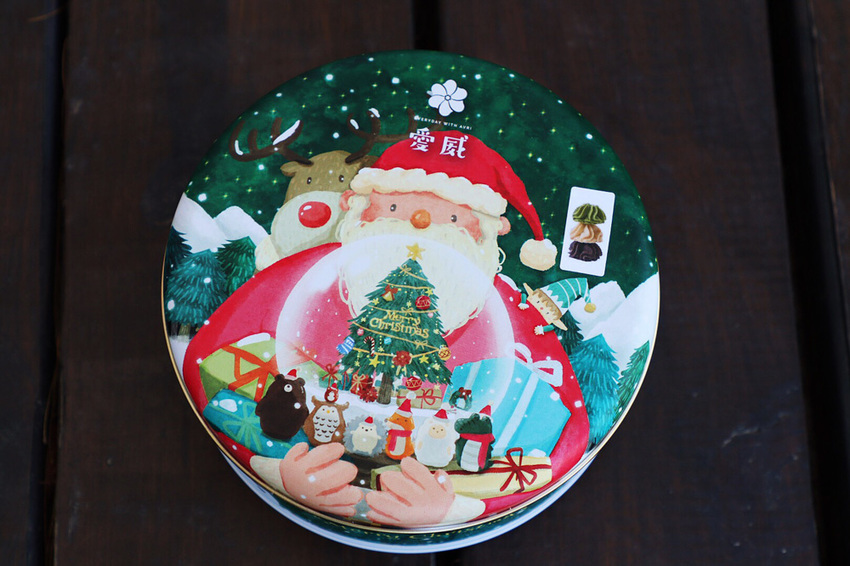 新竹巨城週年慶開跑！愛威鐵盒曲奇餅乾強勢回歸，超人氣涮嘴曲奇餅乾推出聖誕節限定盒款