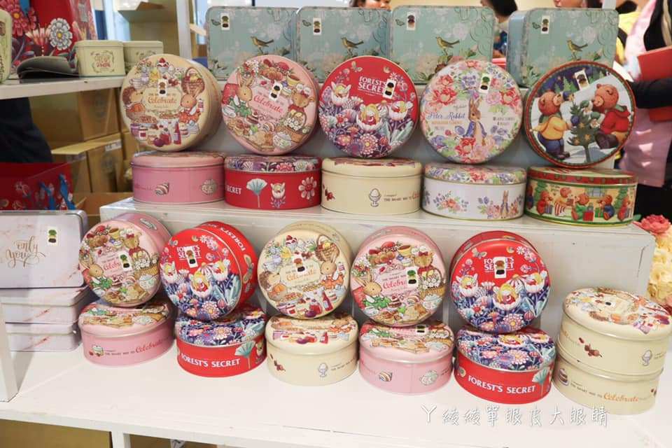 愛威鐵盒餅乾新竹巨城快閃店開跑!超人氣涮嘴曲奇餅乾聖誕鐵盒強勢回歸,新竹人買起來