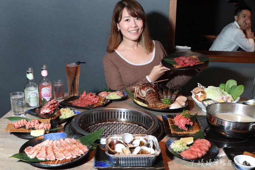 新竹巨城週年慶開跑！愛威鐵盒曲奇餅乾強勢回歸，超人氣涮嘴曲奇餅乾推出聖誕節限定盒款