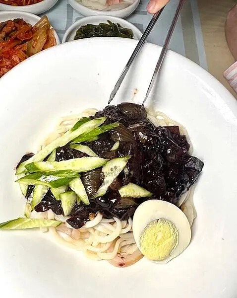 台中北屯區-非常石鍋-必吃韓式料理-體驗韓服 台中北屯區-非常石鍋-必吃韓式料理-體驗韓服