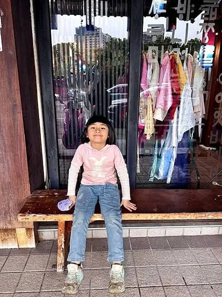 台中北屯區-非常石鍋-必吃韓式料理-體驗韓服 台中北屯區-非常石鍋-必吃韓式料理-體驗韓服