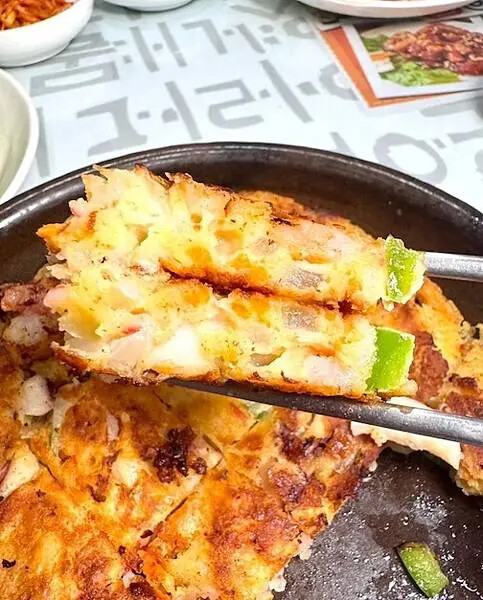 台中北屯區-非常石鍋-必吃韓式料理-體驗韓服 台中北屯區-非常石鍋-必吃韓式料理-體驗韓服