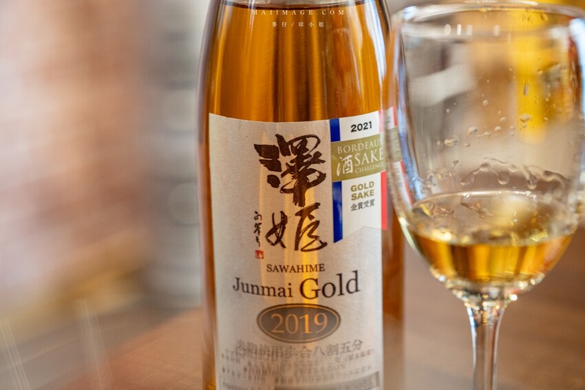 新北市永和區永和美食｜四貝串燒居酒屋～職人串燒料理美味程度滿點，越晚氣氛越棒，三五好友聚餐選這間準沒錯、永安市場