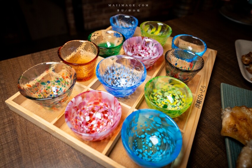 新北市永和區永和美食｜四貝串燒居酒屋～職人串燒料理美味程度滿點，越晚氣氛越棒，三五好友聚餐選這間準沒錯、永安市場