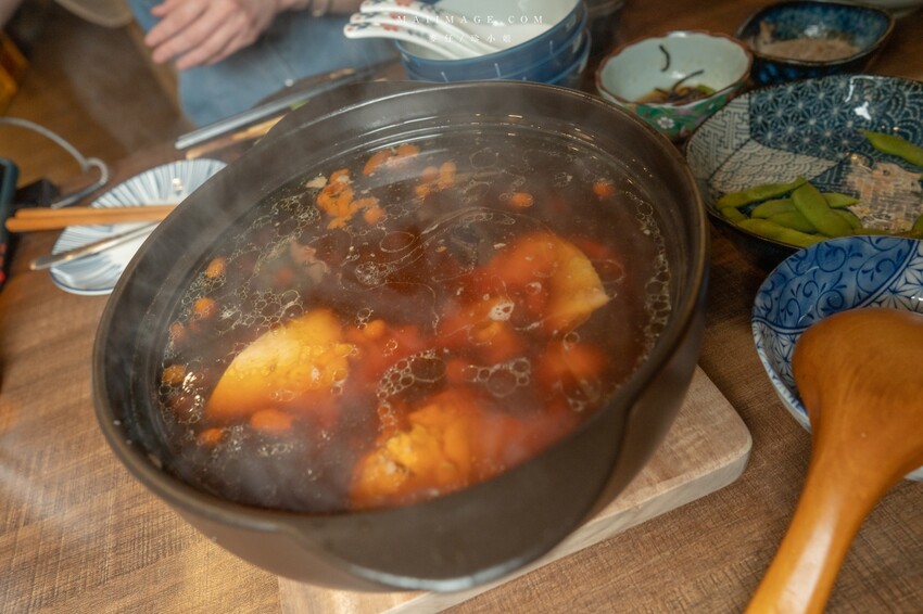 新北市永和區永和美食｜四貝串燒居酒屋～職人串燒料理美味程度滿點，越晚氣氛越棒，三五好友聚餐選這間準沒錯、永安市場