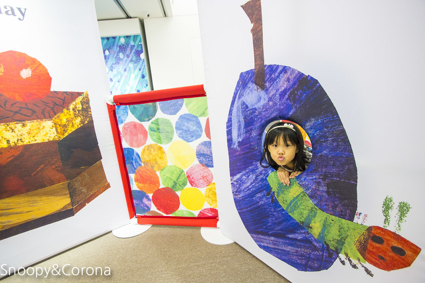 【台北展覽】艾瑞．卡爾好好五重奏｜好餓的毛毛蟲～2至6歲親子互動展，圖畫書立體化、遊戲畫，一定要動手玩的展覽