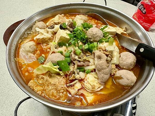 釣蝦場竟然不能釣蝦?物美價廉的麻辣臭豆腐與熱炒,CP值爆表 釣蝦場竟然不能釣蝦?物美價廉的麻辣臭豆腐與熱炒,CP值爆表