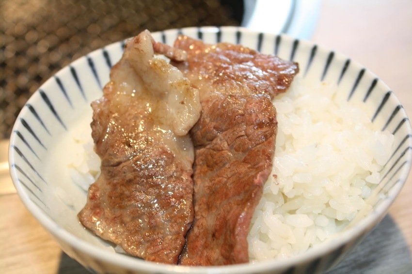 【板橋美食】小秘苑燒肉餐酒-高品質單點燒肉推薦,每一道料理都水準之上還有多種酒類可選擇/新北耶誕城附近美食/板橋燒肉推薦/板橋餐酒館推薦