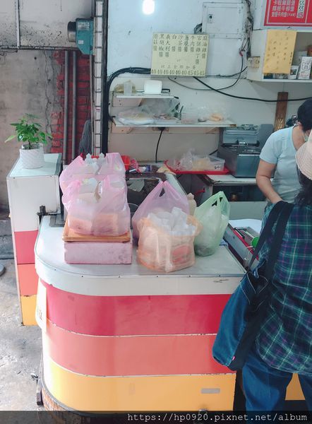 IMG_4052.jpg IMG_4052.jpg