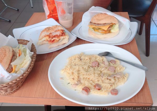 IMG_4067.jpg IMG_4067.jpg