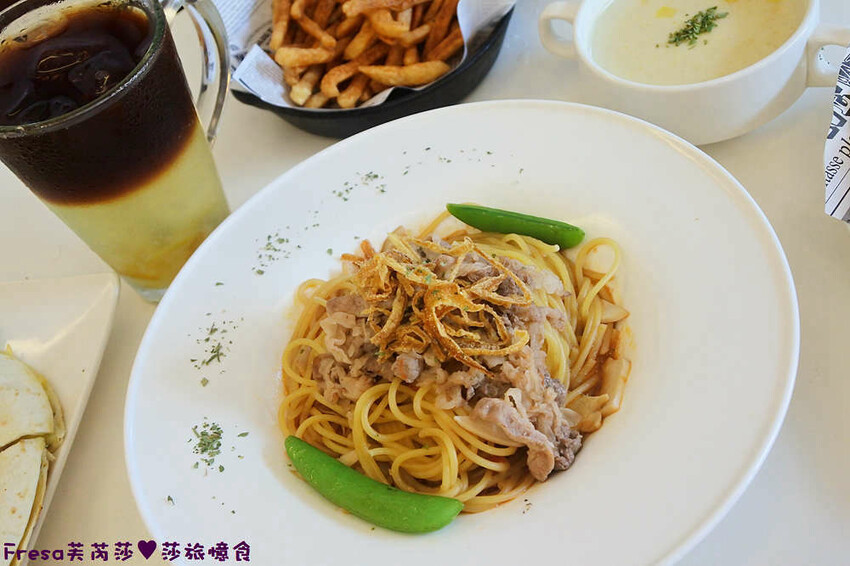 台南早午餐【好點Better Brunch】澎派系大份量全日供餐.沙拉加倍超貼心!推薦義大利麵/起司蛋薄餅│輕食飲料│安平美食 - Fresa芙芮莎♥莎旅憶食