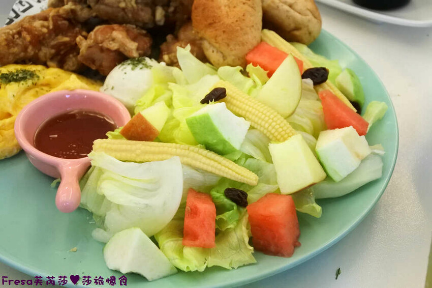 台南早午餐【好點Better Brunch】澎派系大份量全日供餐.沙拉加倍超貼心!推薦義大利麵/起司蛋薄餅│輕食飲料│安平美食 - Fresa芙芮莎♥莎旅憶食