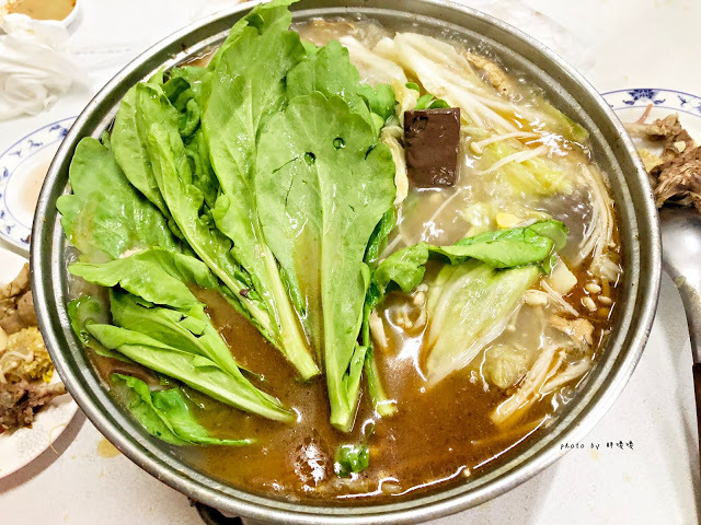 【南投 中寮】炮哥薑母鴨/羊肉爐🍲老饕才知道的隱密薑母鴨,在地人推薦,湯頭鮮甜,吃過就回不去了,宵夜場也沒問題,心中第一名的薑母鴨👍