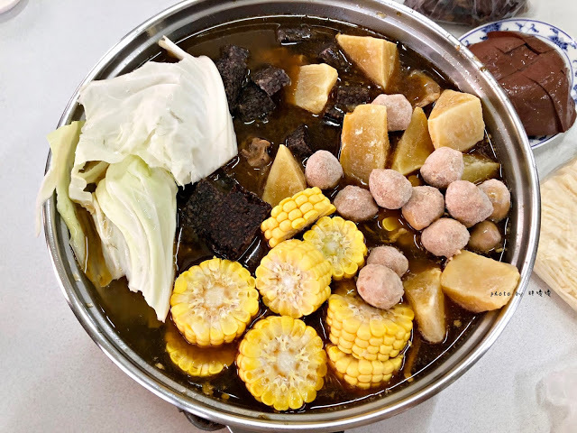 【南投 中寮】炮哥薑母鴨/羊肉爐🍲老饕才知道的隱密薑母鴨,在地人推薦,湯頭鮮甜,吃過就回不去了,宵夜場也沒問題,心中第一名的薑母鴨👍