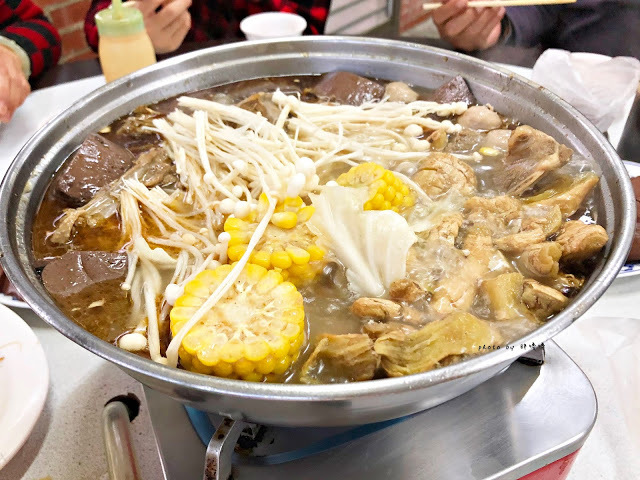 【南投 中寮】炮哥薑母鴨/羊肉爐🍲老饕才知道的隱密薑母鴨,在地人推薦,湯頭鮮甜,吃過就回不去了,宵夜場也沒問題,心中第一名的薑母鴨👍