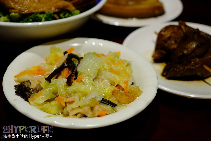 台中好吃滷肉飯,台中平價滷肉飯,台中特色美食,台中科博館美食,台中西區美食,魯十二滷肉飯·燉湯,魯十二滷肉飯·燉湯-台中健行旗艦店 @強生與小吠的Hyper人蔘~