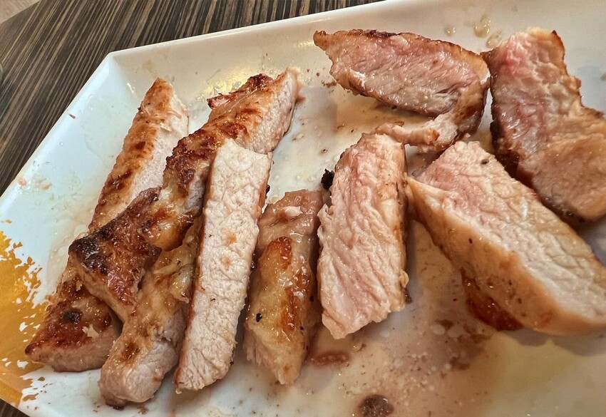 燒肉眾淡水老街店|燒肉眾周年慶,燒肉動漫節,還有鬼滅之刃抽獎活動喔,免費升級100元整隻龍蝦任你吃‼️