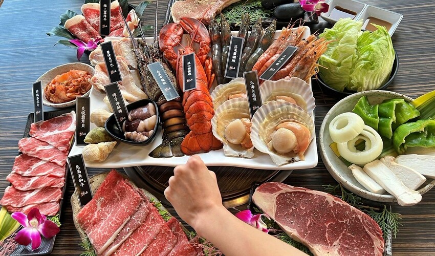 燒肉眾淡水老街店|燒肉眾周年慶,燒肉動漫節,還有鬼滅之刃抽獎活動喔,免費升級100元整隻龍蝦任你吃‼️