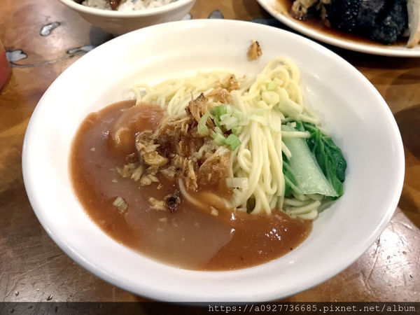台北市美食小吃/保安宮/國民美食/台灣味/哈密街/春福切仔麵/捷運淡水線