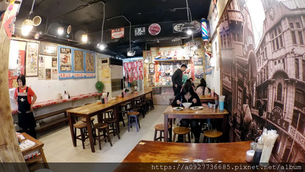 台北市美食小吃/保安宮/國民美食/台灣味/哈密街/春福切仔麵/捷運淡水線