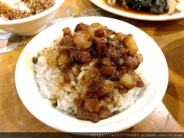 台北市美食小吃/保安宮/國民美食/台灣味/哈密街/春福切仔麵/捷運淡水線