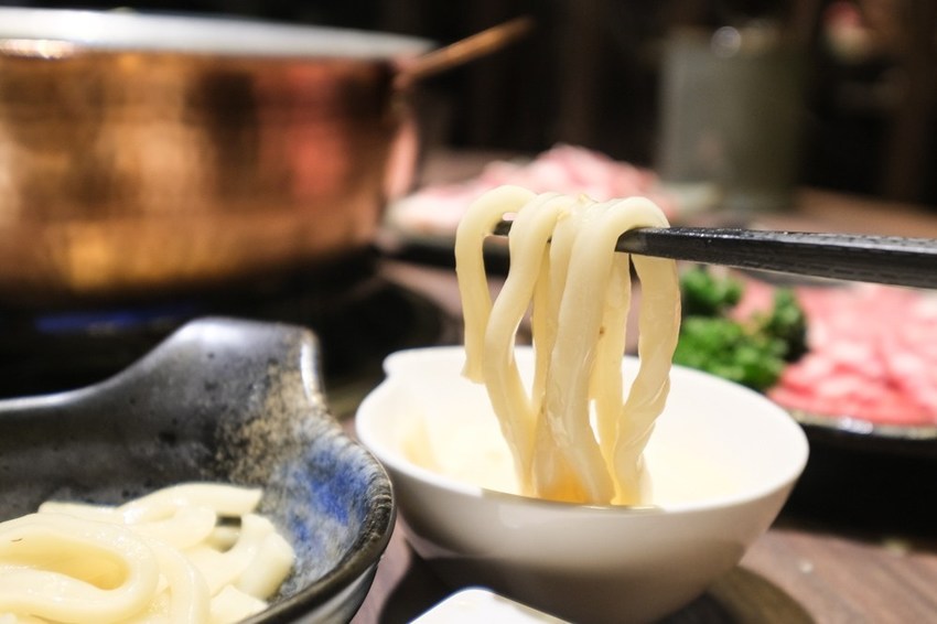 銅花涮涮鍋, 蘆洲火鍋推薦, 隱密包廂火鍋, 銅花蘆洲集賢店, 高級精緻火鍋, 波士頓龍蝦