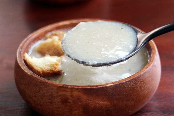 高雄市鼓山區凹子底餐廳推薦*【Humble Cafe 亨寶咖啡】用老屋、綠意點綴色彩,以豐富的食物搭配,是與姊妹聚餐的好選擇