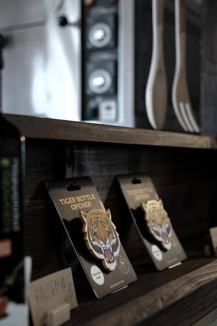 [春，屏東] 聞秋香而至，為伯虎停留 - 伯虎在二樓．恆春But Who