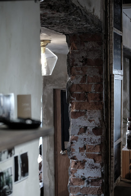 [春，屏東] 聞秋香而至，為伯虎停留 - 伯虎在二樓．恆春But Who