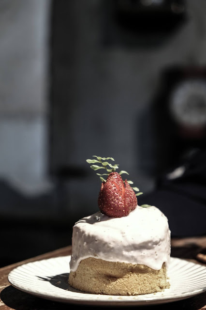 [春，屏東] 聞秋香而至，為伯虎停留 - 伯虎在二樓．恆春But Who