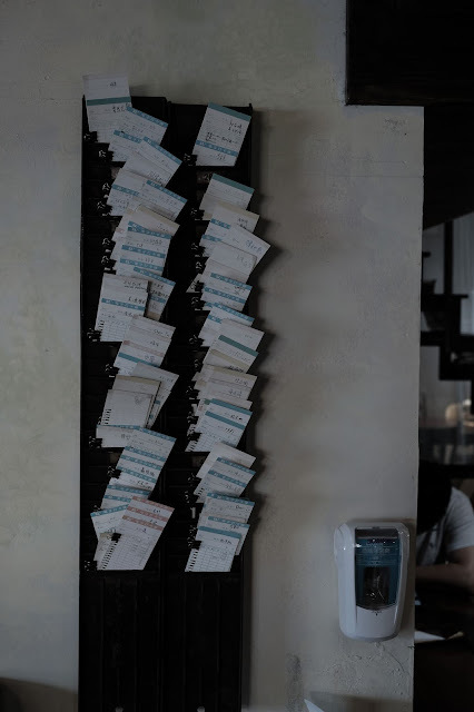 [春，屏東] 聞秋香而至，為伯虎停留 - 伯虎在二樓．恆春But Who