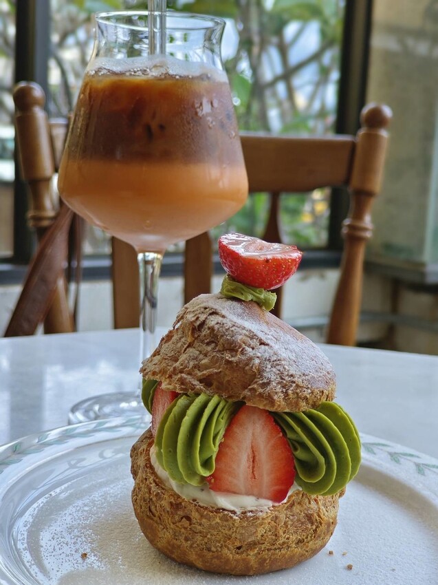 15789.jpg - 【屏東.恆春】伯虎在二樓咖啡廳。老宅玻璃屋甜點+泰奶咖啡+寵物友善需提籠