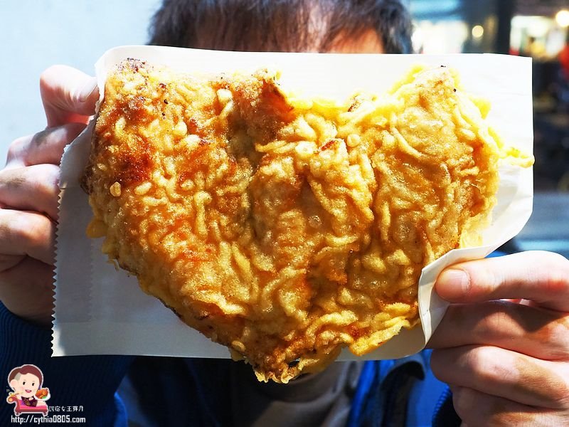 桃園中壢美食-精靈雞排新生店-比臉大雞排超平價，多汁鮮甜的雞翅絕對要大推  (邀約) @民宿女王芽月-美食.旅遊.全台趴趴走