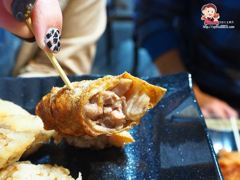 桃園中壢美食-精靈雞排新生店-比臉大雞排超平價，多汁鮮甜的雞翅絕對要大推  (邀約) @民宿女王芽月-美食.旅遊.全台趴趴走