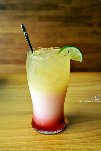 嘉義義大利麵餐廳推薦 努逗風味館 嘉義菜單 義大利麵平價 兒童餐 浮誇飲料 起司焗蛋 焗飯 咖哩飯 炸豬排 嘉義美食 簡餐 聚餐 親子餐廳DSC00601.JPG