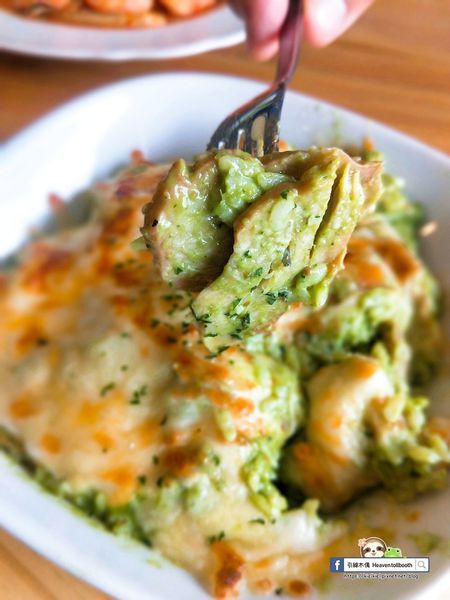 【嘉義】努逗風味館 - 地中海與無印良品的交逢，夢幻星空飲勾勒油畫美，濃郁南瓜濃湯鍋。